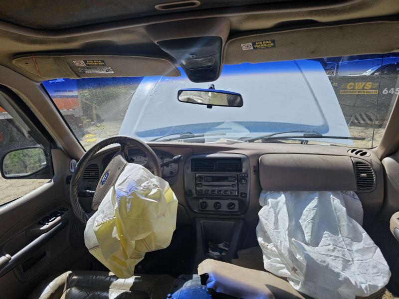 2001 Ford Explorer Headrest