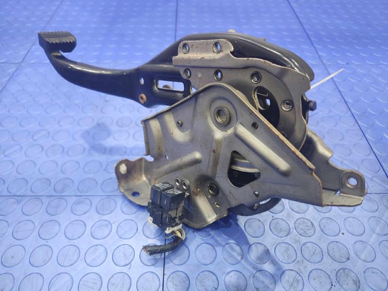 2009-2015 Honda Pilot Parking Brake Pedal Assembly Genuine OEM 47101-SZA-A01