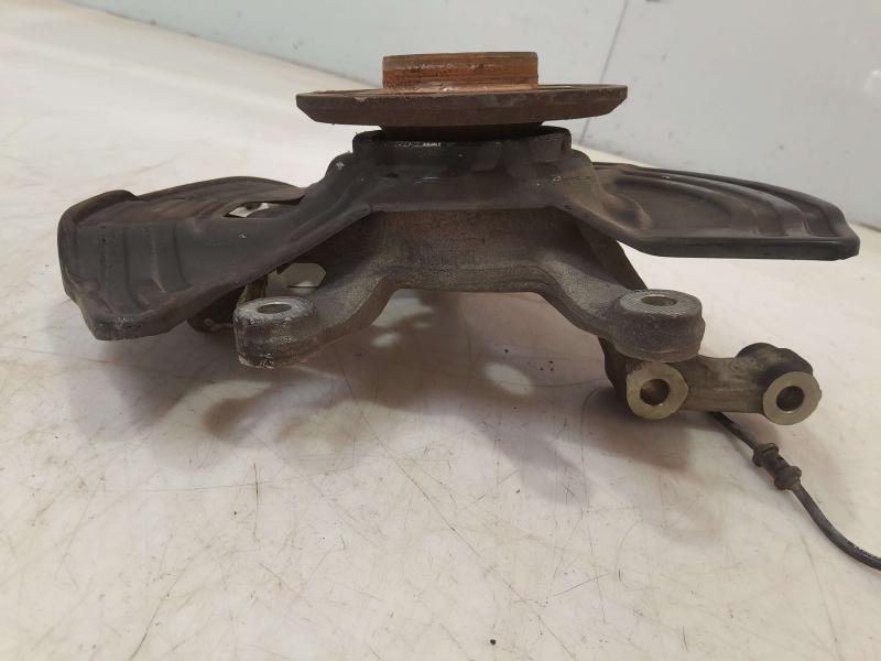 2014 Mercedes CLA-Class Spindle Knuckle Front