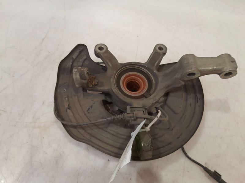 2014 Mercedes CLA-Class Spindle Knuckle Front