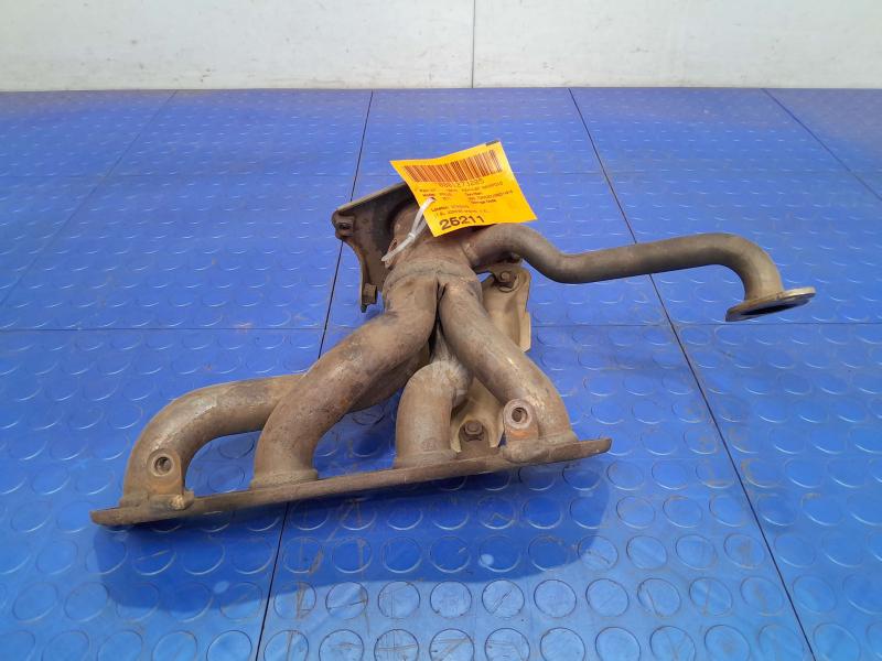 2011 Toyota Prius Exhaust Manifold