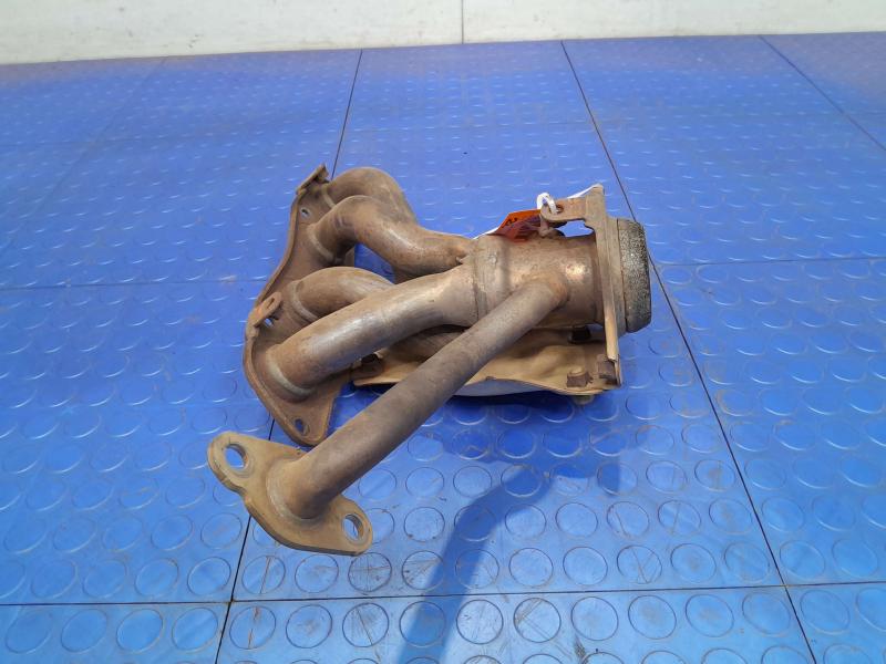 2011 Toyota Prius Exhaust Manifold