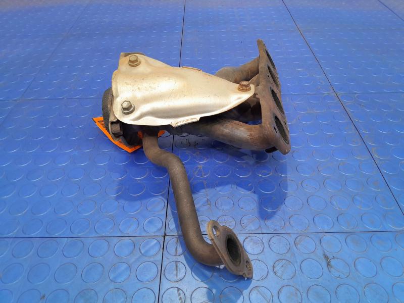 2011 Toyota Prius Exhaust Manifold
