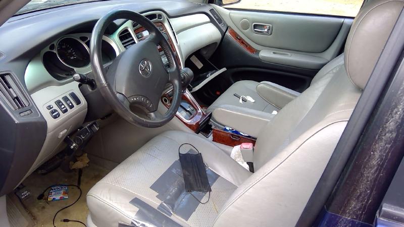 2004 Toyota Highlander Transmission Assy.