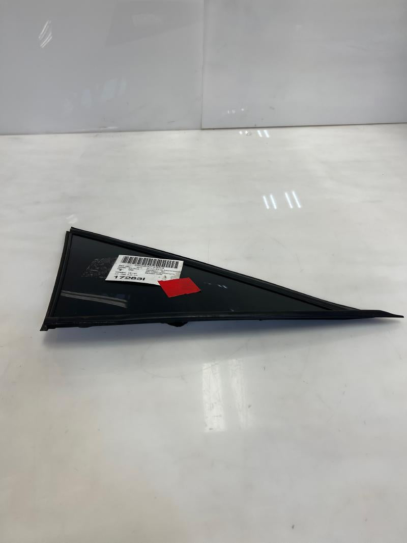 1999 Saturn Cpe Quarter Glass/Window