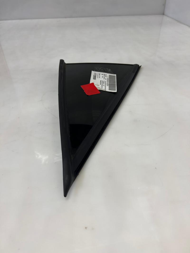 1999 Saturn Cpe Quarter Glass/Window