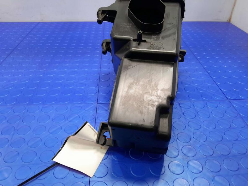 2021 Nissan Versa Air Cleaner