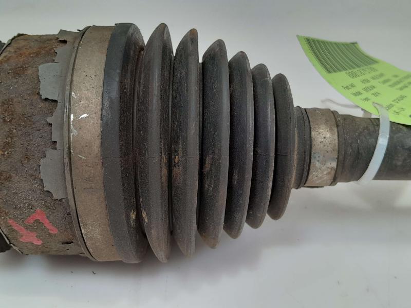 2014 Kia Sedona Axle Shaft