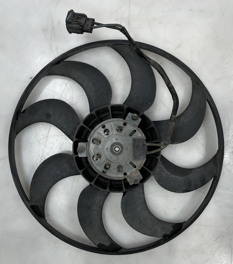 2012 - 2018 Ford Focus 2.0L Engine Cooling Fan Assembly OEM BV6Z8C607K