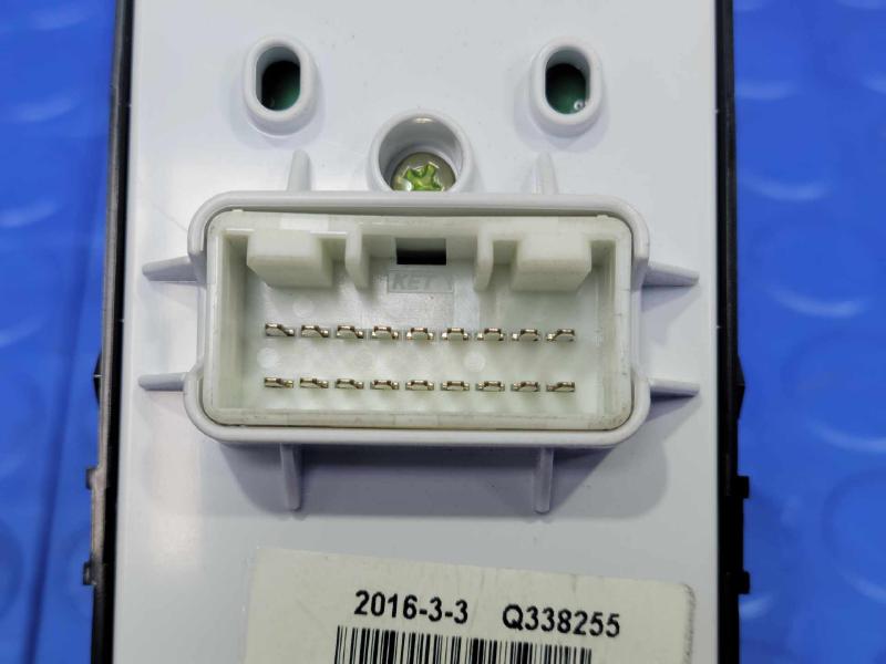 2017 Hyundai Sonata Door Switch Front
