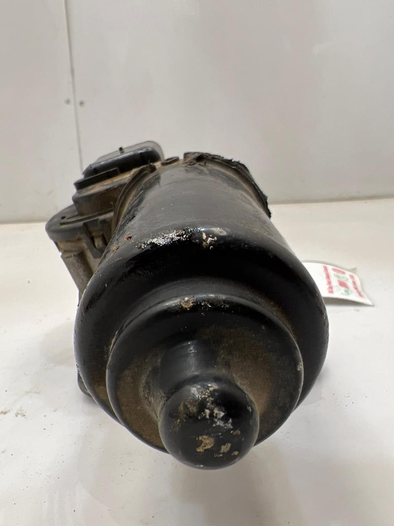2002 Ford Explorer Wiper Motor Front
