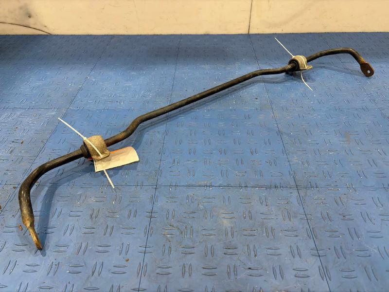 2012-2018 Volkswagen Passat OEM Rear Suspension Stabilizer Bar Swaybar Genuine 1K0511409BL