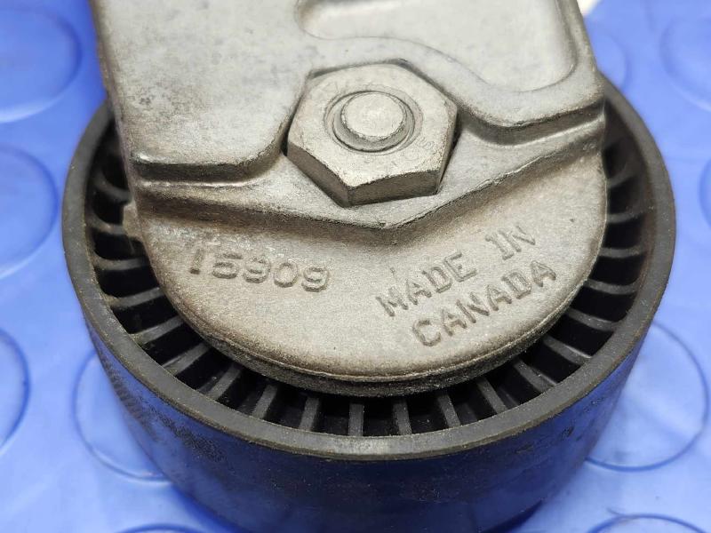 2009 Volkswagen Routan Engine Belt Tensioner