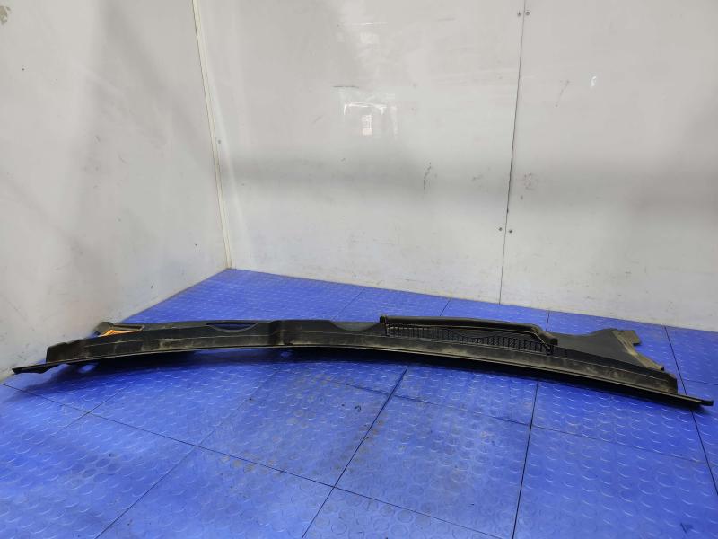 2017-2019 Audi Q7 Cowl Panel Cover Grille Air Inlet Assembly OEM 4M1819401D9B9