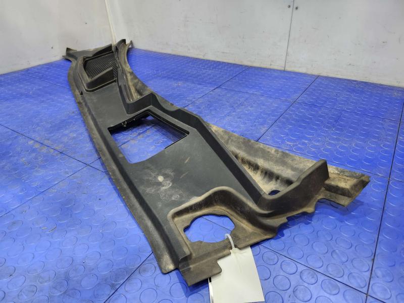 2017-2019 Audi Q7 Cowl Panel Cover Grille Air Inlet Assembly OEM 4M1819401D9B9