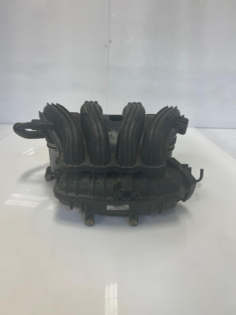 2008 Kia Optima Intake Manifold