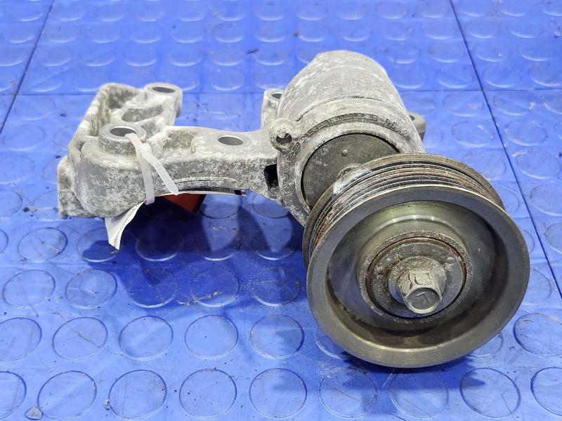 2010 Lexus RX350 RX450H Engine Belt Tensioner