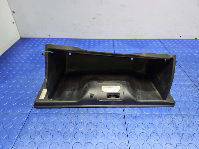 2010 Honda CR-V Glove Box