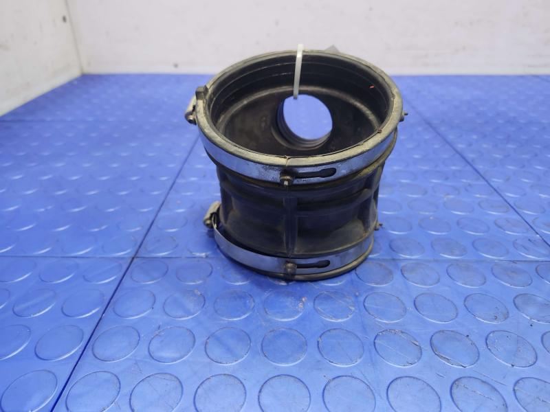 2019 Chevrolet Silverado 3500 Air Intake Tube/Resonator