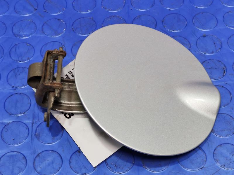 2009-2020 Dodge Journey Fuel Filler Door Gas Flap Silver PS2 OEM 5076926AE