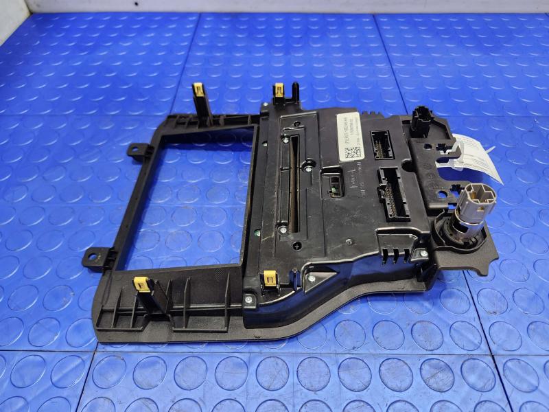 2020 Ford Mustang Audio & Visual Equip.(Radio)