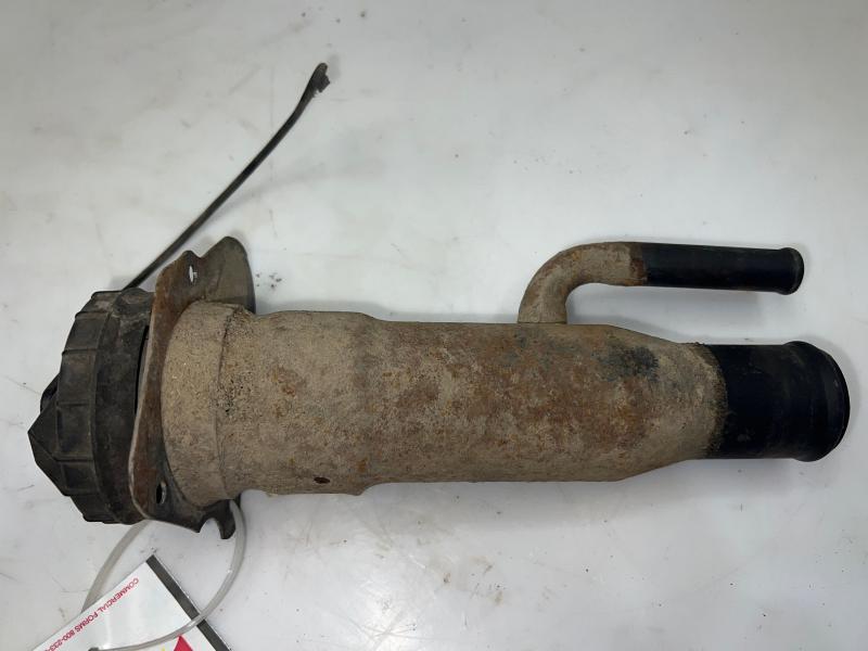 1998 1999 Jeep Cherokee Fuel Filler Neck Assembly OEM 52100288AA