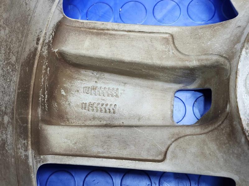 2011 Volkswagen Touareg Wheel