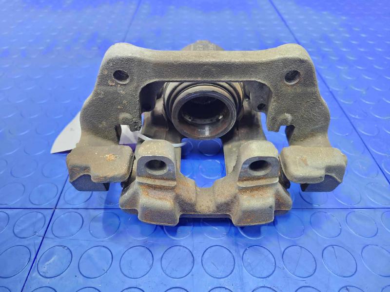 2014 BMW 228i Caliper