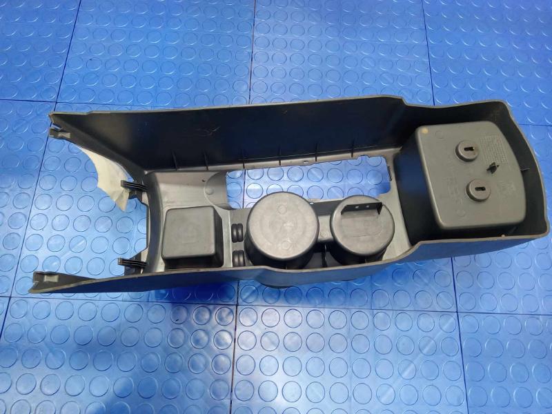2013 Ford Transit Connect Front Console