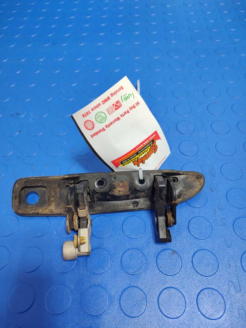 2000 - 2011 Ford Crown Victoria Front Door Handle RH Passenger Side Black Textured OEM 6W7Z5422404DA