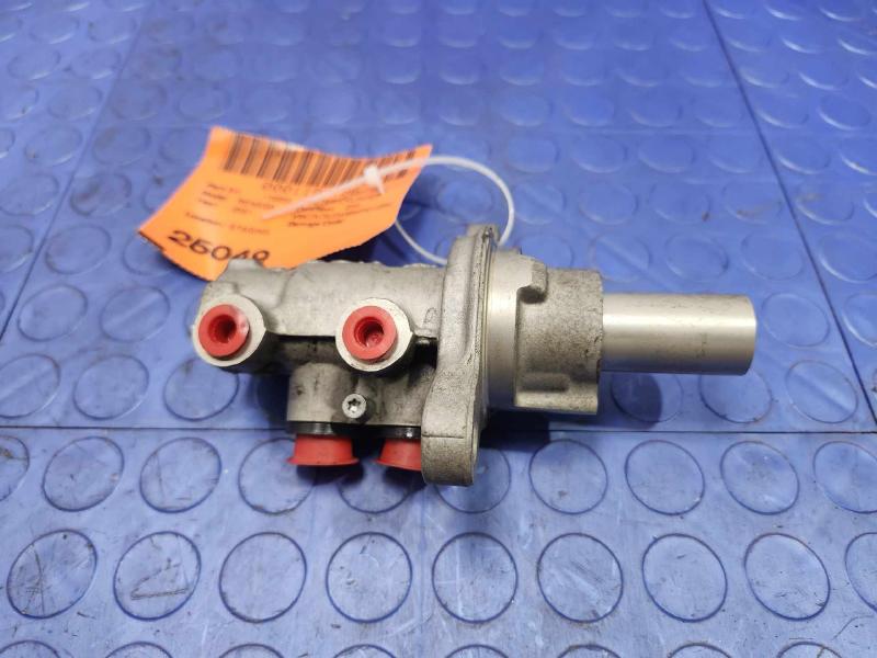 2019-2023 Jeep Renegade Brake Master Cylinder Assembly Genuine OEM 68263298AA