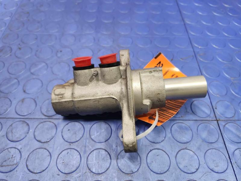 2019-2023 Jeep Renegade Brake Master Cylinder Assembly Genuine OEM 68263298AA