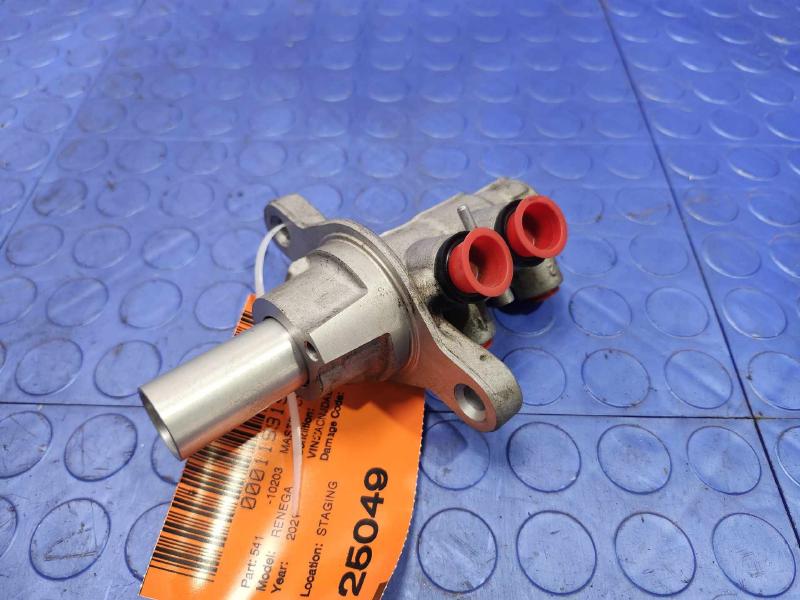 2019-2023 Jeep Renegade Brake Master Cylinder Assembly Genuine OEM 68263298AA