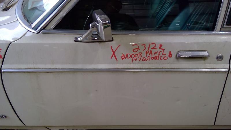 1975 - 1980 Ford Granada 4Dr Front Door Molding LH Driver Side OEM
