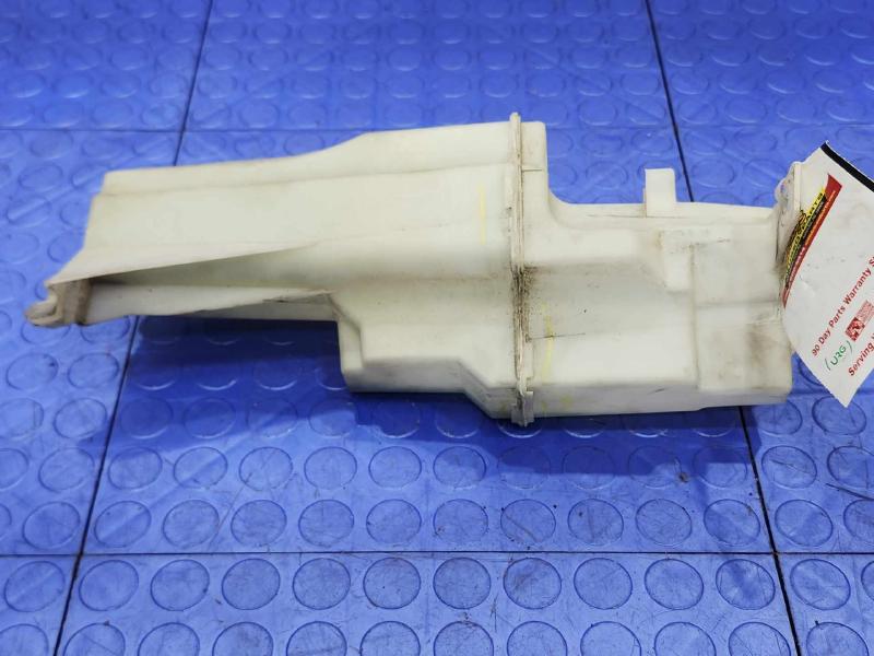 2014 Nissan Versa Coolant Recovery Bottle