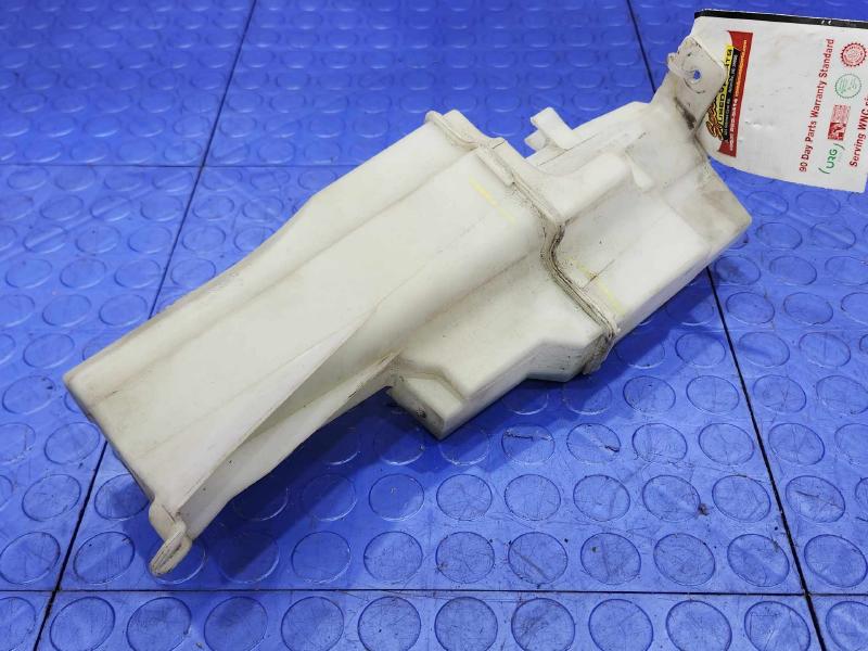 2014 Nissan Versa Coolant Recovery Bottle
