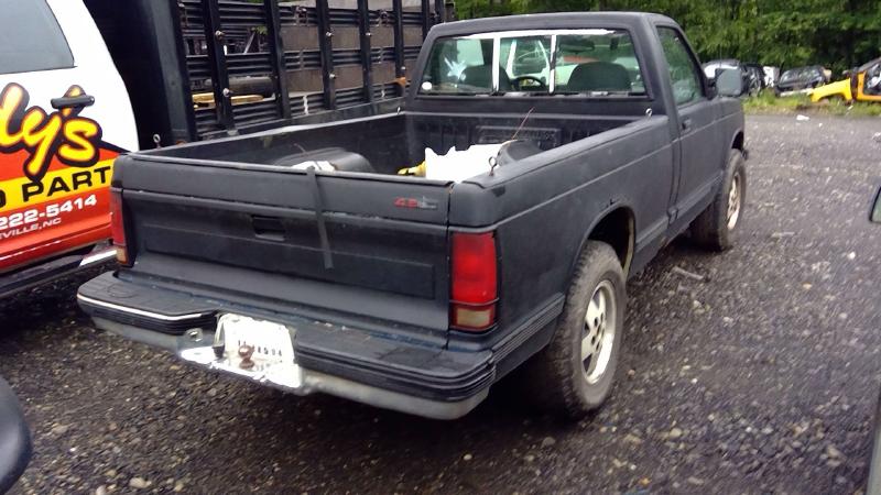1993 Chevrolet S10 Fender