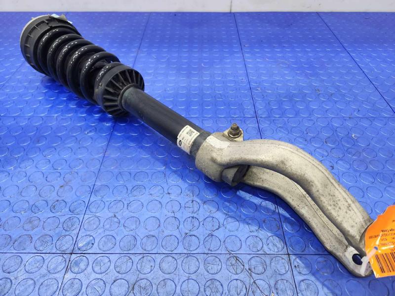 2019 Jaguar F-Pace Strut Assembly