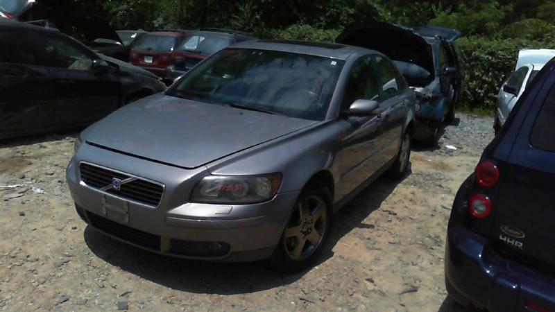 2005 Volvo V40 Transmission Assy.