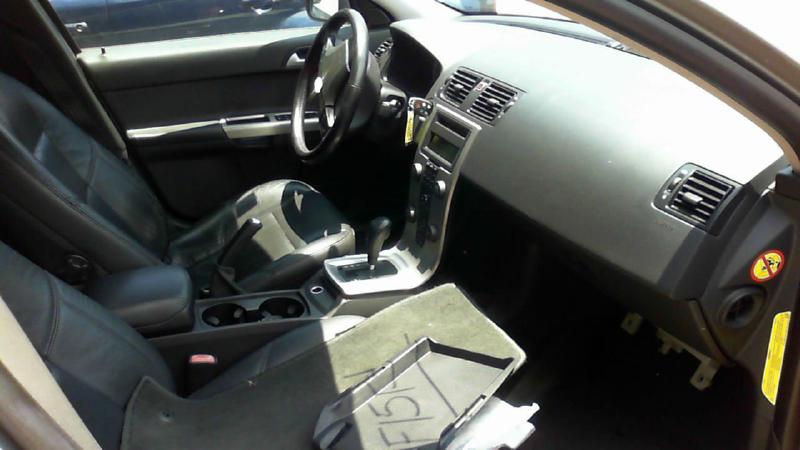 2005 Volvo V40 Transmission Assy.