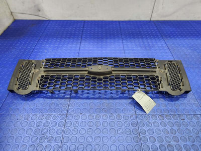2004 Ford Explorer Grille