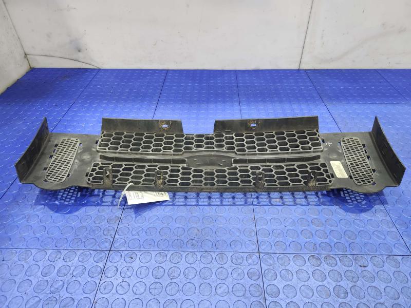 2004 Ford Explorer Grille
