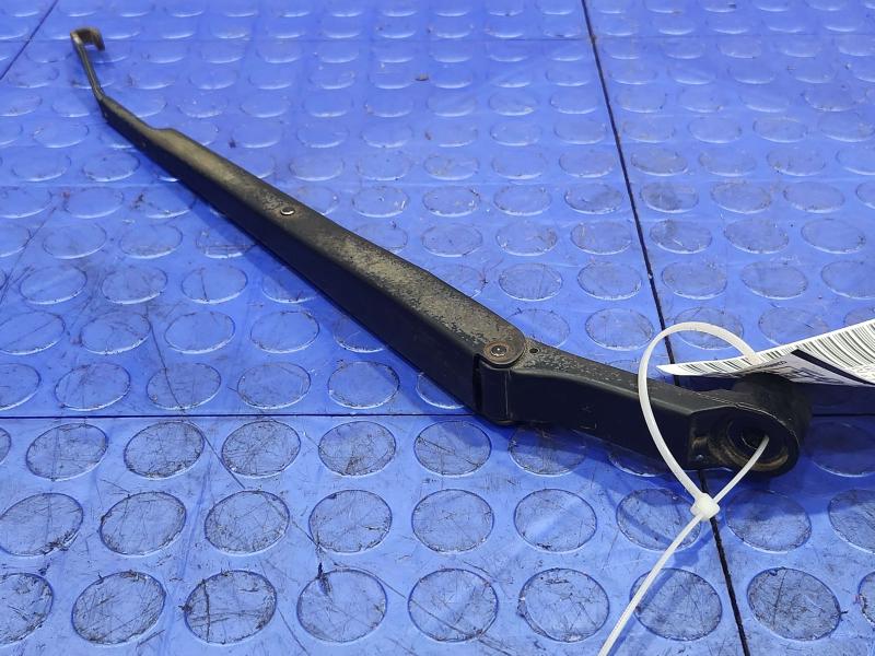 1997 Toyota Tacoma Wiper Arm