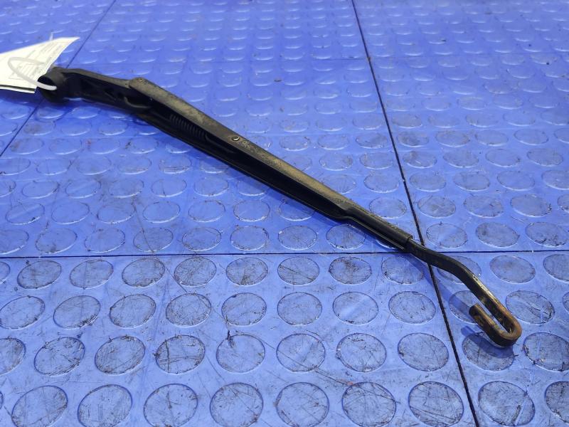 1997 Toyota Tacoma Wiper Arm