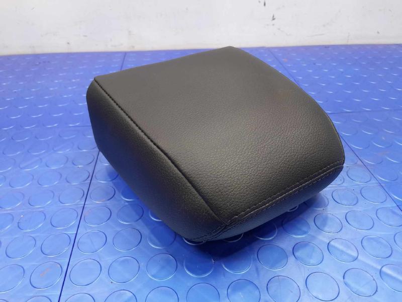 2017 Lincoln MKC Headrest