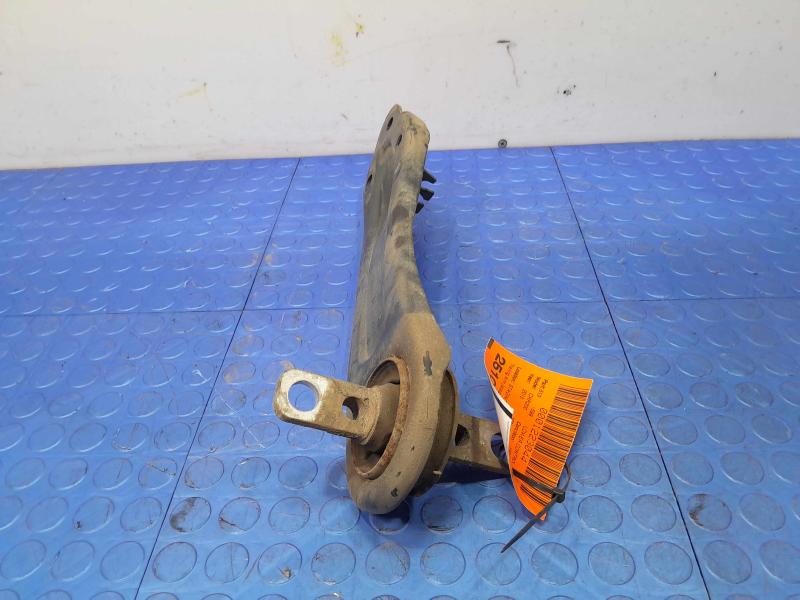 2015 Chrysler 200 Lower Control Arm Rr