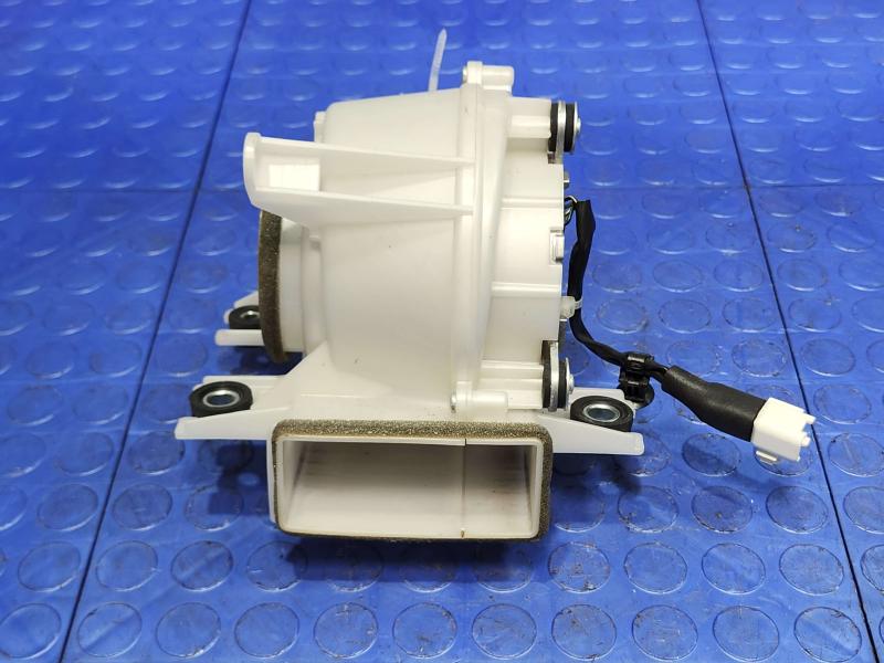 2013 Toyota Prius Blower Motor