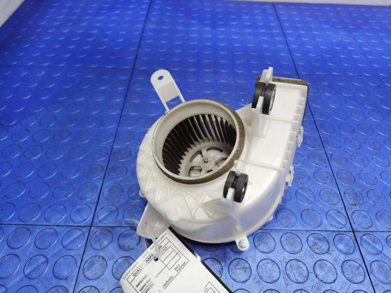 2013 Toyota Prius Blower Motor