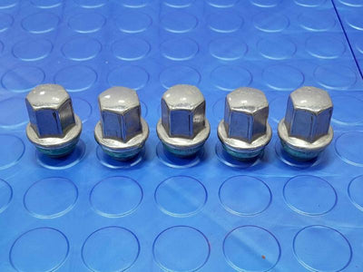 2023 Chevrolet Trailblazer Lug Nuts