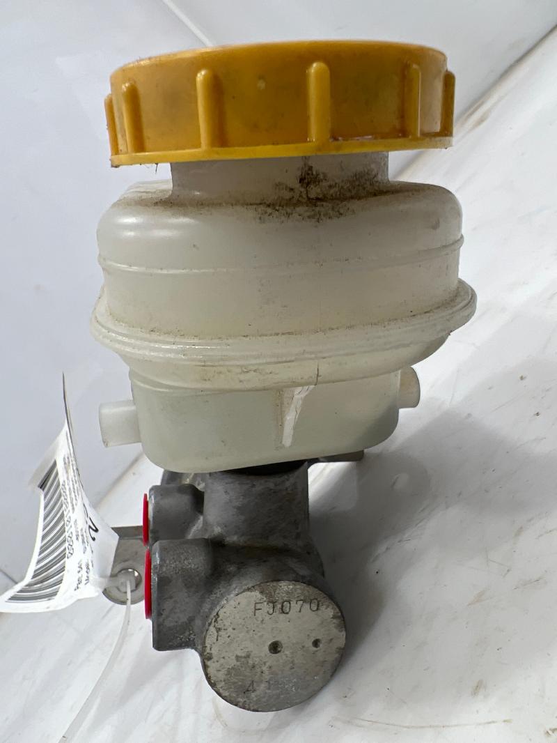 2014 Subaru Crosstrek Master Cylinder